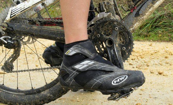 Zapatillas de ciclismo Northwave Celsius GTX y plántale cara al - Pedales y Zapatillas