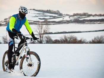 Pedalear con nieve