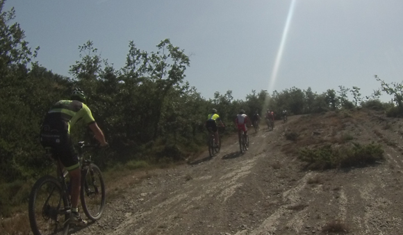 Un recorrido muy variado, intercalando parcelaria con zonas técnicas de monte