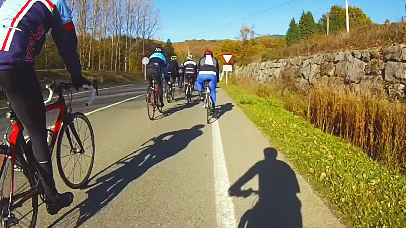 Entrenar en carretera sin bici de carretera