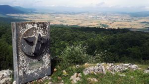 Dolmen P. Lope de Larrea Ikastola